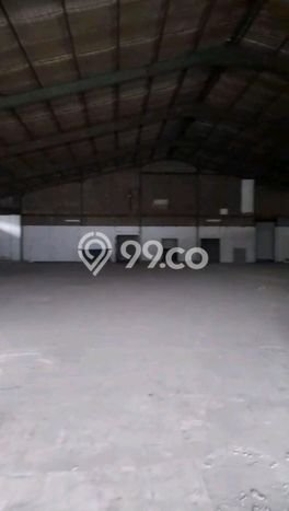 Gudang Disewa di Driyorejo, Gresik, LT 2720m2 / LB 2720m2 Gudang Disewa di Driyorejo, Gresik, LT 2720m2 / LB 2720m2