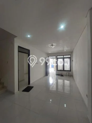Rumah Bagus Siap Huni Di Wiyung Luas 152m2 Aman Rumah Bagus Siap Huni Di Wiyung Luas 152m2 Aman