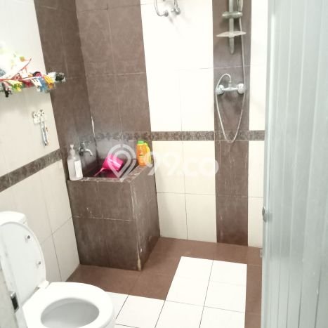 Ready to Use! Luxury House LT 1273m2 Desain Modern di Slipi Ready to Use! Luxury House LT 1273m2 Desain Modern di Slipi