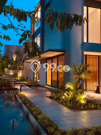 Jual Rumah Luas Elegan Dengan View Cantik di BSD City, Tangerang Jual Rumah Luas Elegan Dengan View Cantik di BSD City, Tangerang