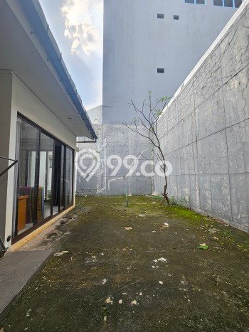 Hunian Elit LB 215m2 Siap Huni Desain Elegan di BSD Green Wich, Tangerang Hunian Elit LB 215m2 Siap Huni Desain Elegan di BSD Green Wich, Tangerang