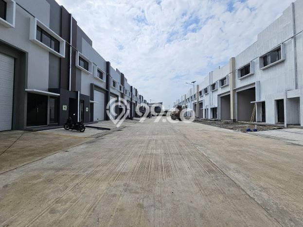 Gudang Dijual di Prime Area Tangerang Luas 270m2 Gudang Dijual di Prime Area Tangerang Luas 270m2