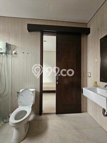 Hunian Elit LB 215m2 Siap Huni Desain Elegan di BSD Green Wich, Tangerang Hunian Elit LB 215m2 Siap Huni Desain Elegan di BSD Green Wich, Tangerang
