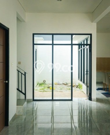 Rumah Modern 4 KT di BSD Nusaloka Tangerang Unfurnished Rumah Modern 4 KT di BSD Nusaloka Tangerang Unfurnished