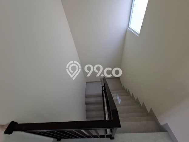 Rumah Luas Asri 3 KT Siap Huni di Sektor 7A/B-Gading Serpong Tangerang Rumah Luas Asri 3 KT Siap Huni di Sektor 7A/B-Gading Serpong Tangerang