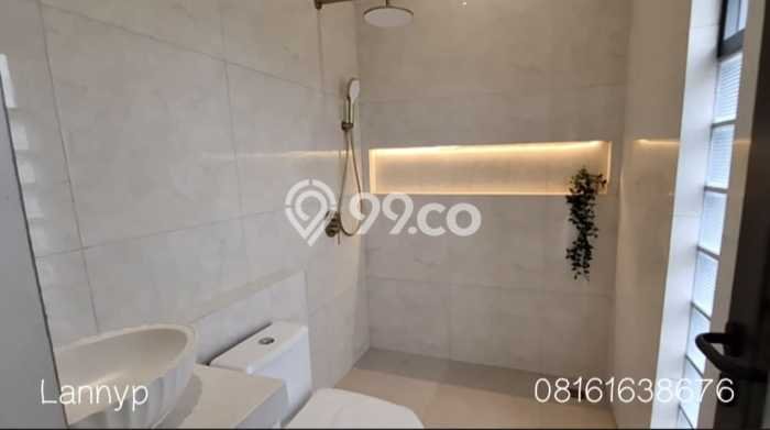 Hunian Elit LB 180m2 Siap Pakai Desain Elegan di BSD Nusaloka, Tangerang Hunian Elit LB 180m2 Siap Pakai Desain Elegan di BSD Nusaloka, Tangerang