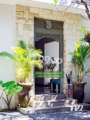 Jual Hotel Kawasan Strategis Kawasan , Luas 800m2m², Jalan Utama Jual Hotel Kawasan Strategis Kawasan , Luas 800m2m², Jalan Utama