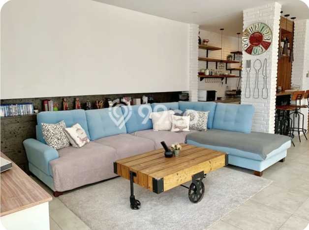 Vila Kawasan , Luas 190m2m², Dekat ke Pusat Kota Vila Kawasan , Luas 190m2m², Dekat ke Pusat Kota