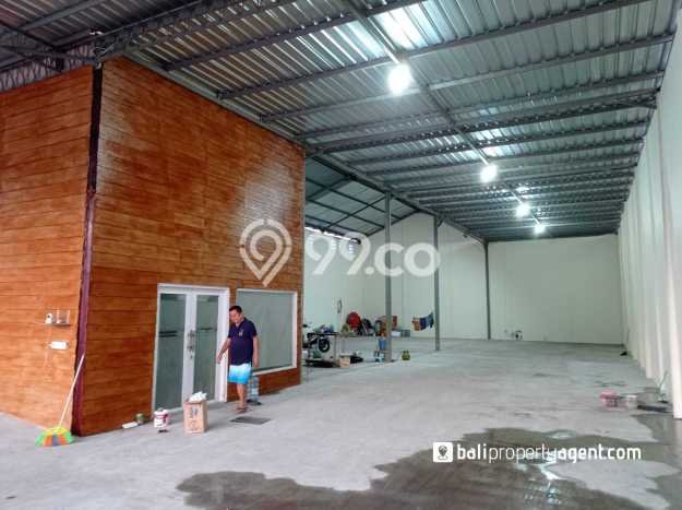 Jual Gudang di Kerobokan, Luas 350m², Area Bisnis, Akses Mudah Jual Gudang di Kerobokan, Luas 350m², Area Bisnis, Akses Mudah