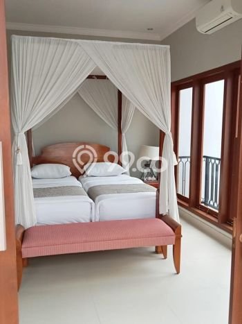HARGA TERBAIK! Vila Kawasan , Area 200m2m², Lokasi Strategis HARGA TERBAIK! Vila Kawasan , Area 200m2m², Lokasi Strategis