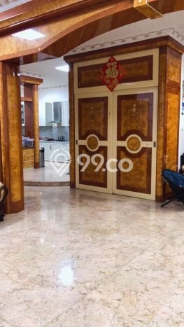 Dijual Rumah Luas Elegan Dengan View Eksklusif di Taman Palem, Jakarta Barat Dijual Rumah Luas Elegan Dengan View Eksklusif di Taman Palem, Jakarta Barat
