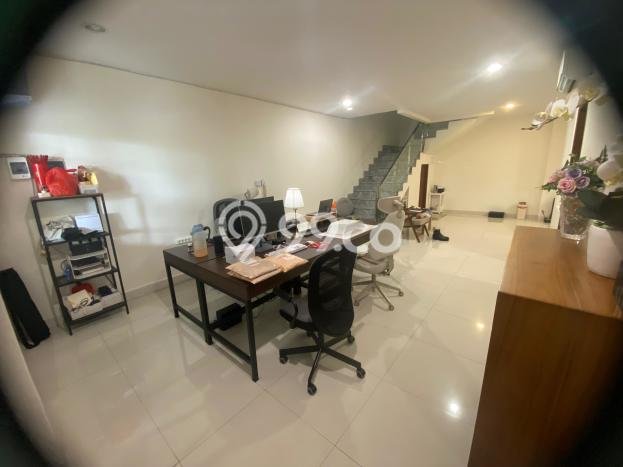 Rumah Mewah LB 250m2 Siap Pakai Desain Elegan di Taman Palem, Jakarta Barat Rumah Mewah LB 250m2 Siap Pakai Desain Elegan di Taman Palem, Jakarta Barat