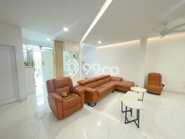 Rumah Mewah Dijual LT 144m2 di Cengkareng, Jakarta Barat Rumah Mewah Dijual LT 144m2 di Cengkareng, Jakarta Barat