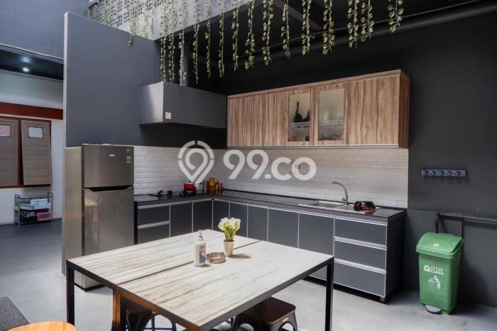 Rumah Kost Dijual Lokasi Kebayoran Baru, Jakarta Selatan, 32 Kamar Tidur, 32 Kamar Mandi, 850m2 Rumah Kost Dijual Lokasi Kebayoran Baru, Jakarta Selatan, 32 Kamar Tidur, 32 Kamar Mandi, 850m2