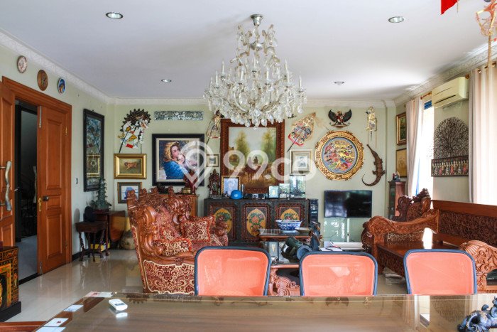 For Sale! Luxury House LT 932m2 Desain Elegan di Kemang For Sale! Luxury House LT 932m2 Desain Elegan di Kemang