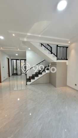 For Sale Rumah Elit Exclusive di Serpong Utara, Tangerang Selatan For Sale Rumah Elit Exclusive di Serpong Utara, Tangerang Selatan