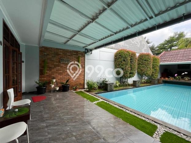Rumah Elit Modern Tanpa Renovasi di Bintaro Jakarta Selatan Rumah Elit Modern Tanpa Renovasi di Bintaro Jakarta Selatan
