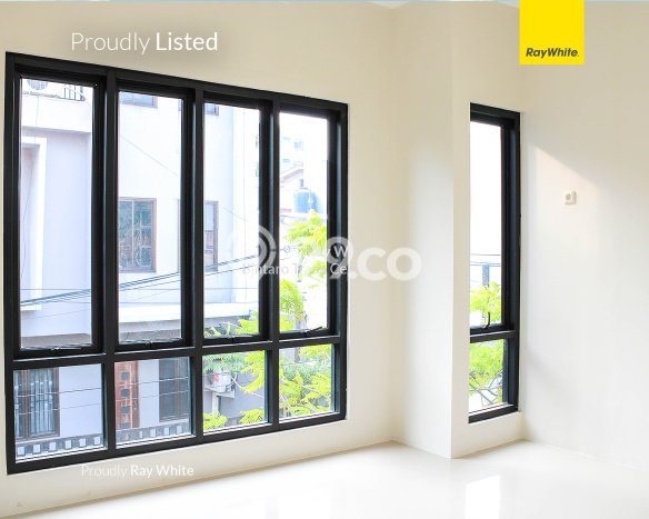 Jual Rumah Strategis Bagus Punya 3 KT di Kebayoran Lama Jakarta Selatan SHM Jual Rumah Strategis Bagus Punya 3 KT di Kebayoran Lama Jakarta Selatan SHM