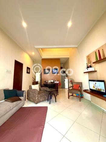 Rumah Elit Modern Siap Huni di Bintaro Jakarta Selatan Rumah Elit Modern Siap Huni di Bintaro Jakarta Selatan