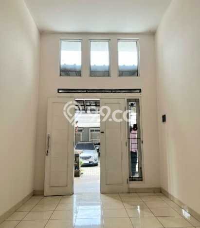 Jual Rumah Strategis Bagus Punya 2 KT di Ciputat Tangerang Selatan SHM Jual Rumah Strategis Bagus Punya 2 KT di Ciputat Tangerang Selatan SHM
