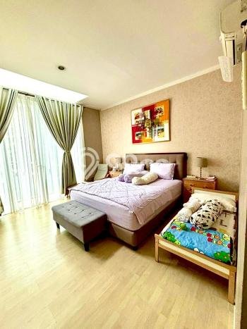 Dijual Rumah Mewah Megah Dengan View Cantik di Bintaro, Tangerang Selatan Dijual Rumah Mewah Megah Dengan View Cantik di Bintaro, Tangerang Selatan