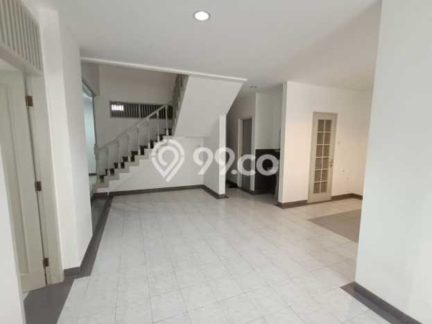 For Sale Rumah 5 Kamar Lokasi Ideal Bagus dan Strategis di Pondok Aren For Sale Rumah 5 Kamar Lokasi Ideal Bagus dan Strategis di Pondok Aren