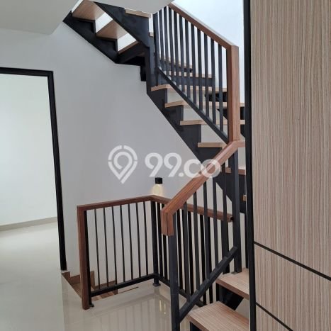 Dijual Rumah Eksklusif 4 KT di Graha Raya Bintaro, Tangerang Selatan Dijual Rumah Eksklusif 4 KT di Graha Raya Bintaro, Tangerang Selatan