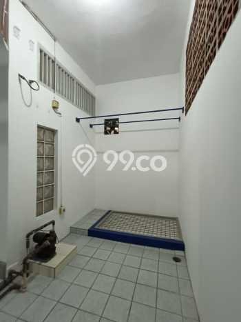 For Sale Rumah 5 Kamar Lokasi Ideal Bagus dan Strategis di Pondok Aren For Sale Rumah 5 Kamar Lokasi Ideal Bagus dan Strategis di Pondok Aren