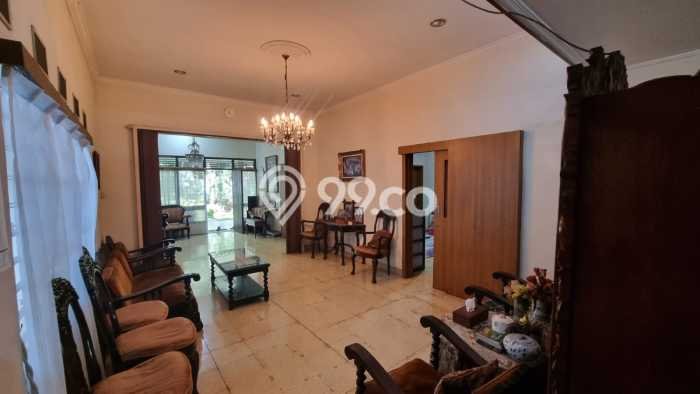 Siap Huni Rumah Mewah 6 Kamar di Cilandak Dekat ke Mana Saja Siap Huni Rumah Mewah 6 Kamar di Cilandak Dekat ke Mana Saja