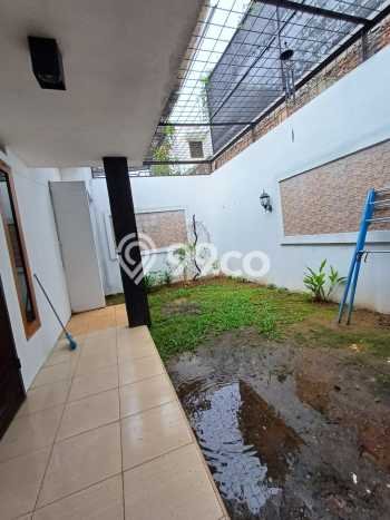 Rumah 3 KT 2 KM Newly Built di Ciputat, Dekat Mal, Tangerang Selatan Rumah 3 KT 2 KM Newly Built di Ciputat, Dekat Mal, Tangerang Selatan