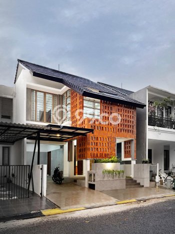 Dijual Rumah Mewah Elegan Dengan View Cantik di Bintaro, Tangerang Selatan Dijual Rumah Mewah Elegan Dengan View Cantik di Bintaro, Tangerang Selatan