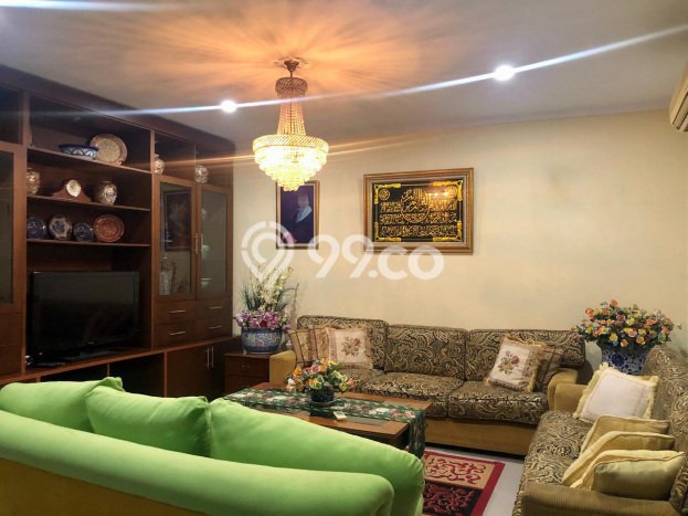 Hunian Mewah LB 400m2 Siap Huni Desain Elegan di Bintaro, Tangerang Selatan Hunian Mewah LB 400m2 Siap Huni Desain Elegan di Bintaro, Tangerang Selatan