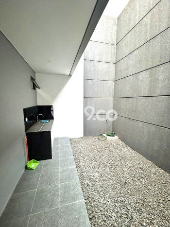 Hunian Cantik Minimalis Lb 56m2 di Serpong Utara, Tangerang Selatan Hunian Cantik Minimalis Lb 56m2 di Serpong Utara, Tangerang Selatan