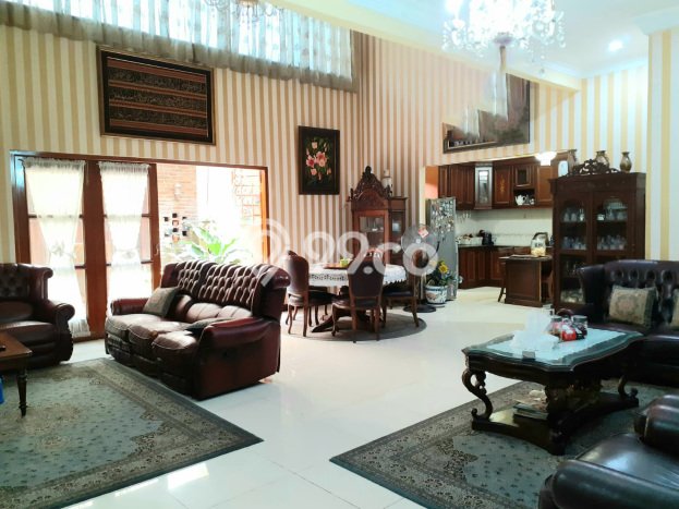 Ready to Use! Premium House LT 380m2 Desain Elegan di Bintaro Ready to Use! Premium House LT 380m2 Desain Elegan di Bintaro