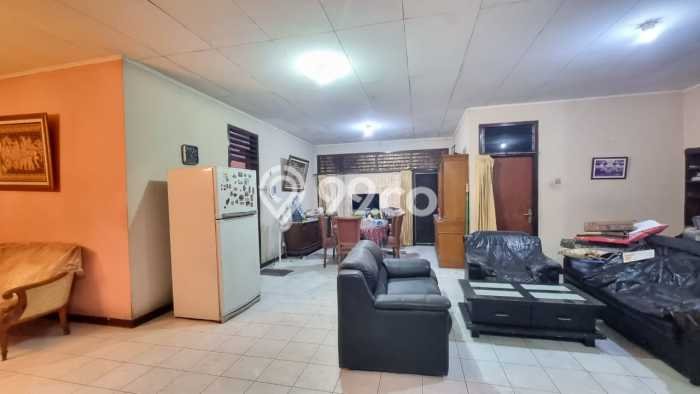 Jual Rumah Luas Elegan Dengan View Cantik di Tanah Kusir, Jakarta Selatan Jual Rumah Luas Elegan Dengan View Cantik di Tanah Kusir, Jakarta Selatan