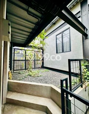 Dijual Hunian Mewah dengan Fasilitas Sekitar Lengkap di Bintaro, Tangerang Selatan Dijual Hunian Mewah dengan Fasilitas Sekitar Lengkap di Bintaro, Tangerang Selatan