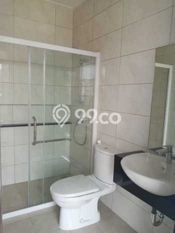 Rumah Luxury Modern Tanpa Renovasi di Golf Island Jakarta Utara Rumah Luxury Modern Tanpa Renovasi di Golf Island Jakarta Utara