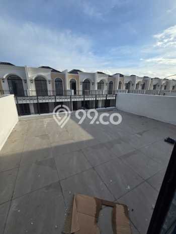 Dijual Rumah Eksklusif 3 KT di Pantai Indah Kapuk 2, Jakarta Utara Dijual Rumah Eksklusif 3 KT di Pantai Indah Kapuk 2, Jakarta Utara