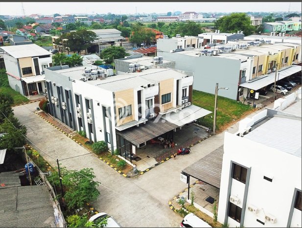 Rumah Siap Pakai area Karawang Barat, Karawang, LT 97m2m² Bangunan 148m2m² Rumah Siap Pakai area Karawang Barat, Karawang, LT 97m2m² Bangunan 148m2m²