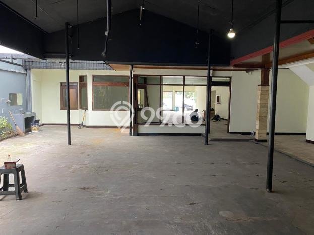 Unit Komersial Tersedia di Setiabudi Spesifikasi LB 350m2 Unit Komersial Tersedia di Setiabudi Spesifikasi LB 350m2