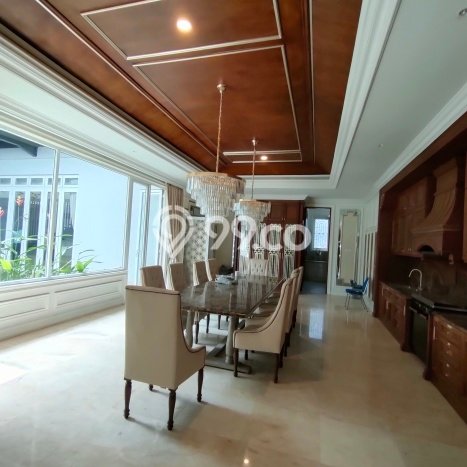 Rumah Eksklusif Siap Huni LT 850m2 di Batununggal, Bandung Rumah Eksklusif Siap Huni LT 850m2 di Batununggal, Bandung