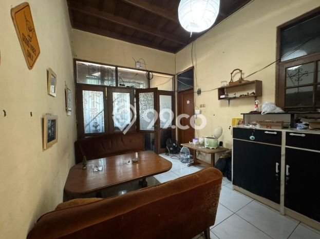 Rumah Luxury Modern Siap Huni di Ciumbuleuit Bandung Rumah Luxury Modern Siap Huni di Ciumbuleuit Bandung