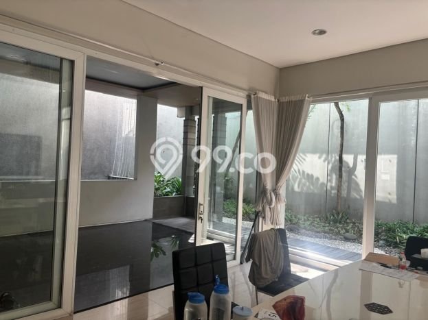 Rumah Luxury Modern Siap Huni di Singgasana Bandung Rumah Luxury Modern Siap Huni di Singgasana Bandung