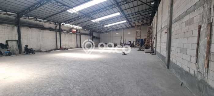 FOR RENT! Gudang di Soekarno Hatta Cocok untuk Bisnis 1600m2 FOR RENT! Gudang di Soekarno Hatta Cocok untuk Bisnis 1600m2