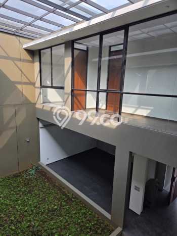 Jual Rumah Luas Megah Dengan View Eksklusif di Summarecon Bandung, Bandung Jual Rumah Luas Megah Dengan View Eksklusif di Summarecon Bandung, Bandung