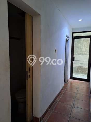 Rumah Elit Modern Tanpa Renovasi di Kota Baru Parahyangan Bandung Rumah Elit Modern Tanpa Renovasi di Kota Baru Parahyangan Bandung