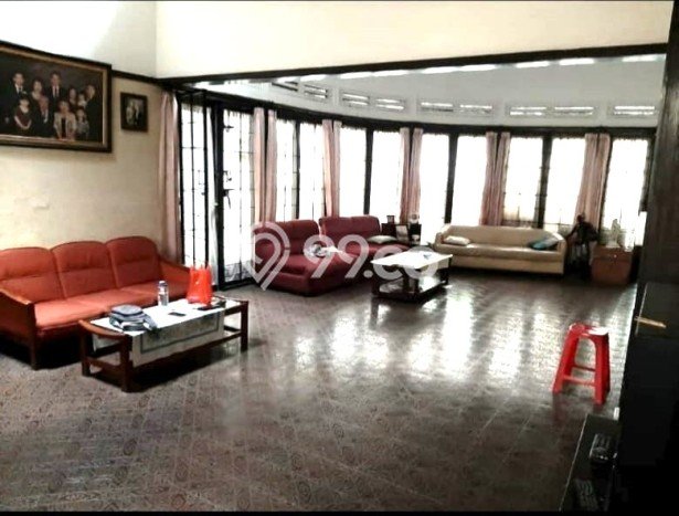 Rumah Mewah LB 357m2 Siap Pakai Desain Elegan di Riau, Bandung Rumah Mewah LB 357m2 Siap Pakai Desain Elegan di Riau, Bandung