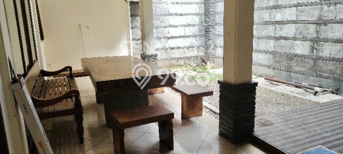 Lokasi terbaik! Rumah siap huni disewakan di Batununggal LB 500m2 Lokasi terbaik! Rumah siap huni disewakan di Batununggal LB 500m2