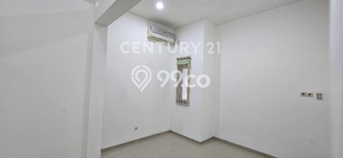 Jual Rumah Eksklusif 3 KT di Setra Duta, Bandung Jual Rumah Eksklusif 3 KT di Setra Duta, Bandung