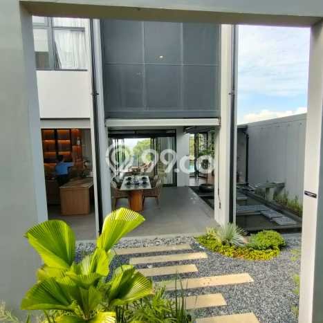 For Sale! Luxury House LT 180m2 Desain Modern di Kota Baru Parahyangan For Sale! Luxury House LT 180m2 Desain Modern di Kota Baru Parahyangan